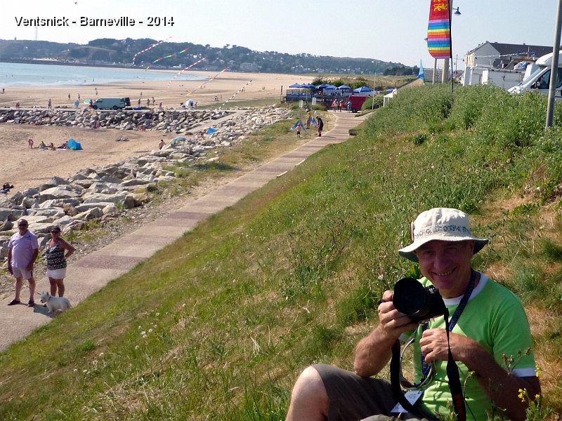 P1170139.JPG - ... Christian, photographe, photographié par la nacelle photographique !