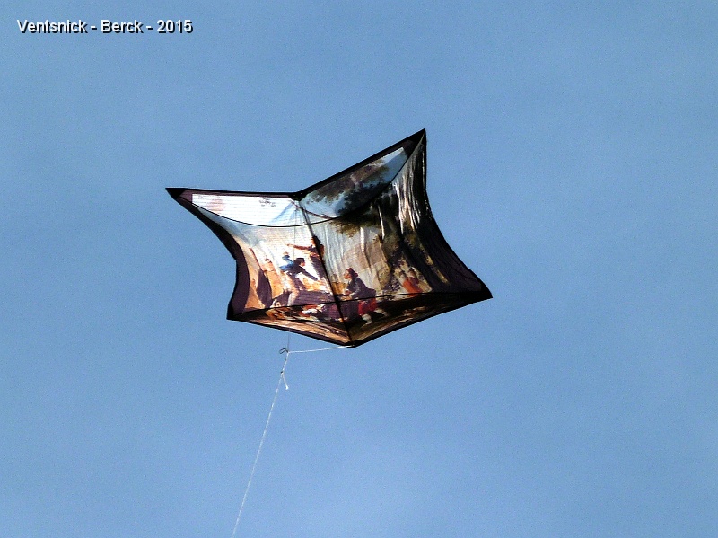 P1120643.JPG - ... de son cerf-volant, ...