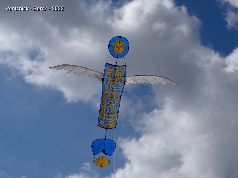DSC08753.JPG - Notre "ICARE" prend un bol d'air, ...
