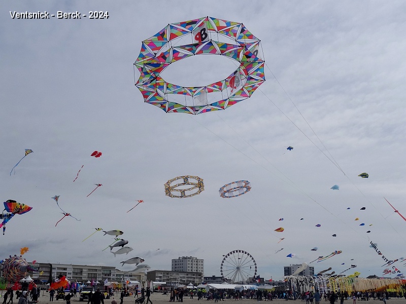 DSC04166.JPG - Au loin, la Grande Roue de Berck se joint à nous !