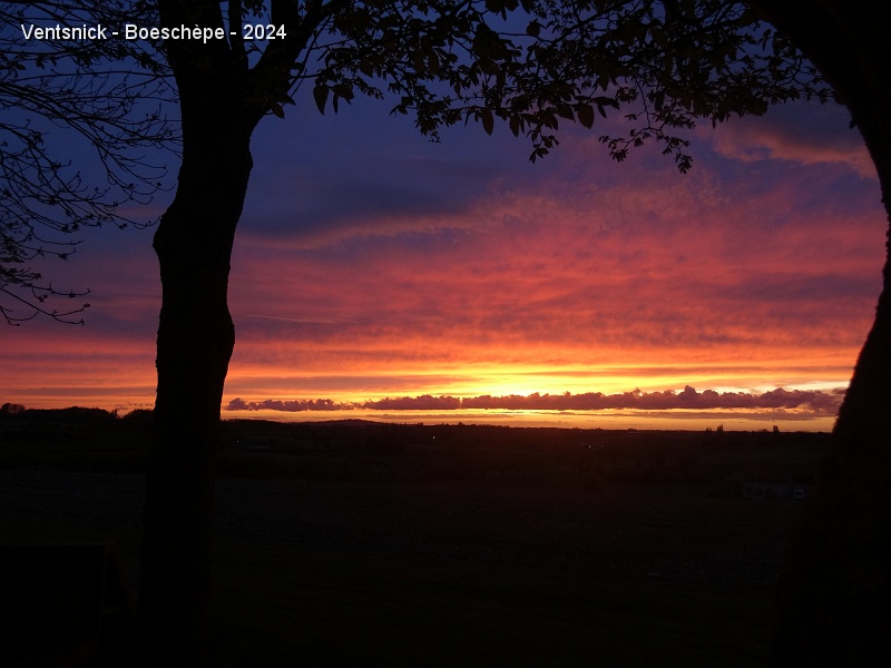 DSC03754.JPG - Nous passons la nuit sur place et un ciel magnifique clôture la journée !