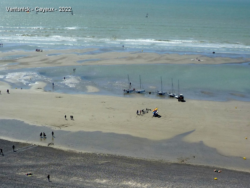 P1290725.JPG - ... d'autres sont déjà sur la plage.