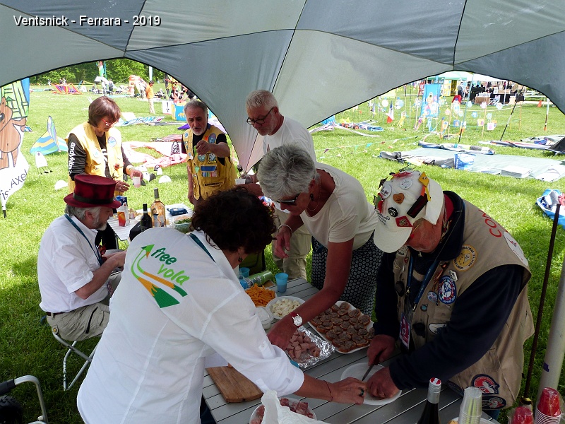 P1350393.JPG - ...