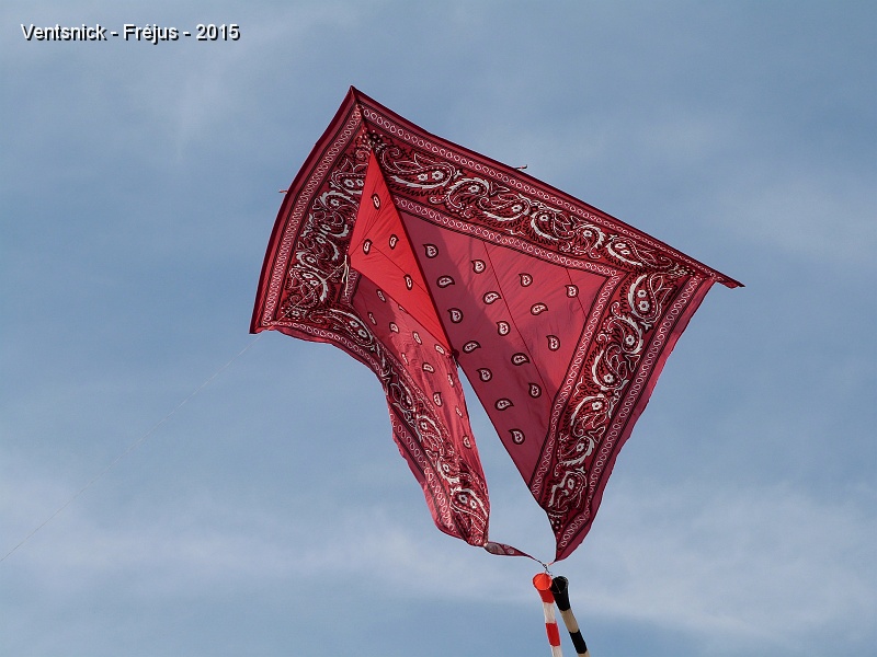 P1160844.JPG - "Tapis volant" de Shula Shavit.