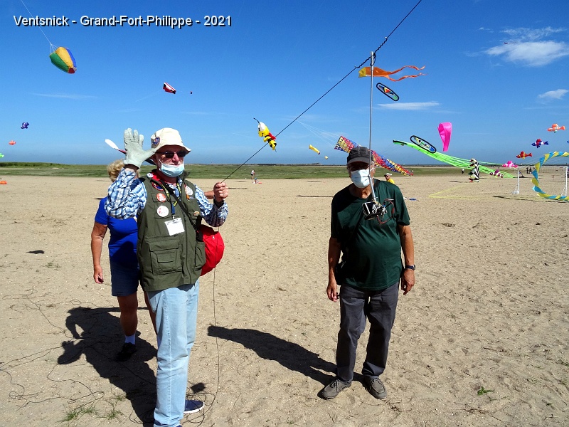DSC06521.JPG - José Wallois termine une session de prise de photos aériennes.