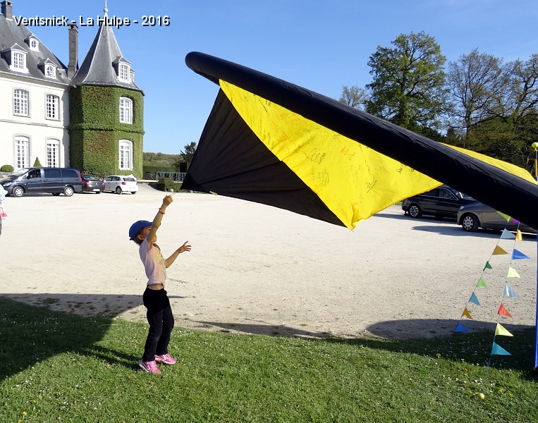 DSC00683.JPG - ... imaginez ce quelle ressent avec ce grand cerf-volant au bout des doigts !