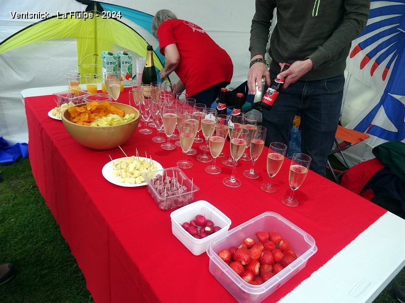 DSC04392.JPG - ... où nous attend l'apéro !
