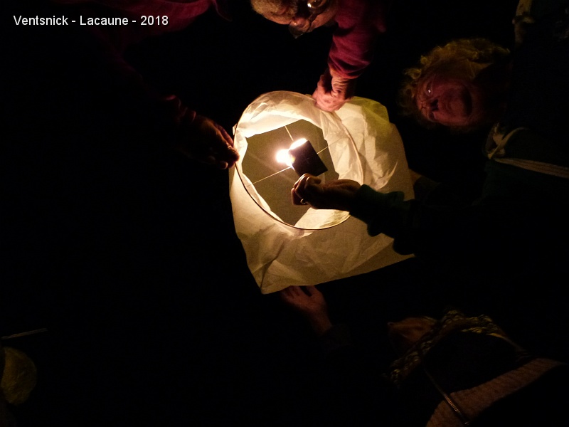 P1330781.JPG - ... lanternes ...