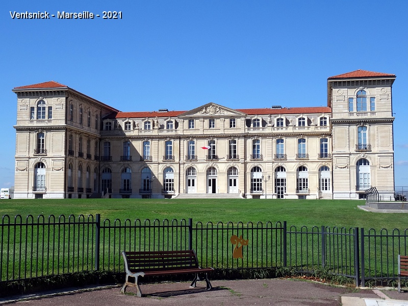 DSC07268.jpg - Le palais du Pharo et  ...