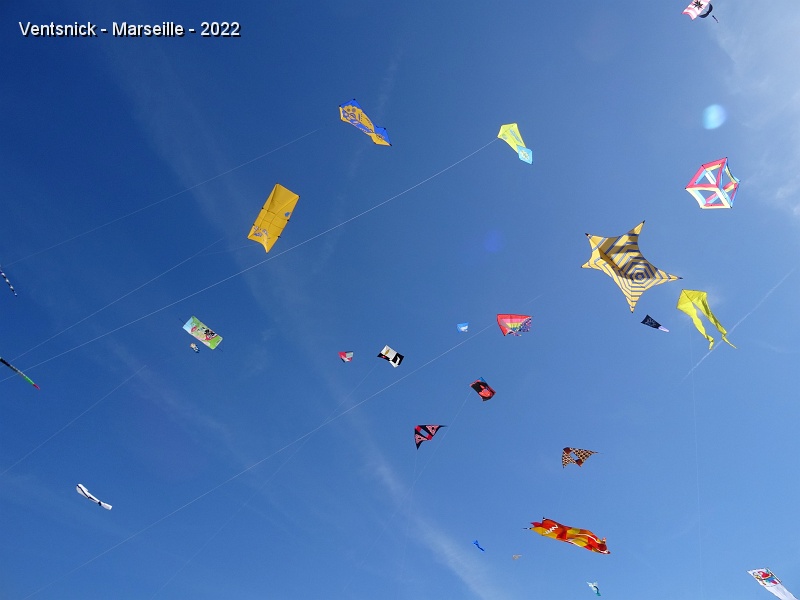 DSC00599.JPG - ... il y a très peu de vent mais le ciel est bien décoré !