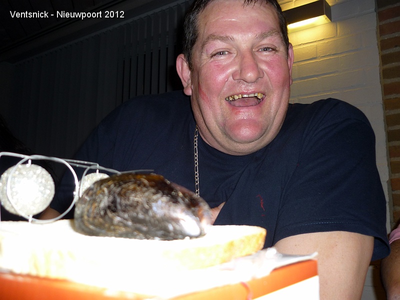 P1060446.JPG - ... un producteur de moules particulièrement attentif à la santé de son élevage ?