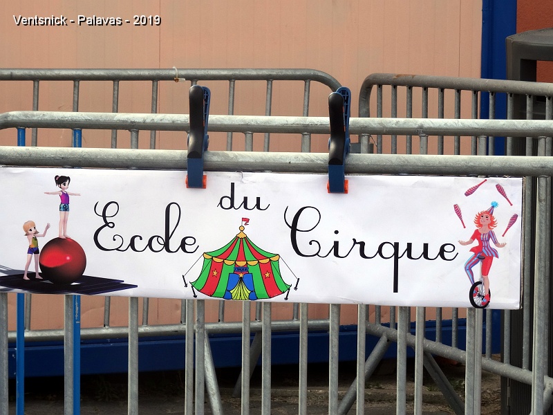 DSC03775.JPG - Une école du cirque ...