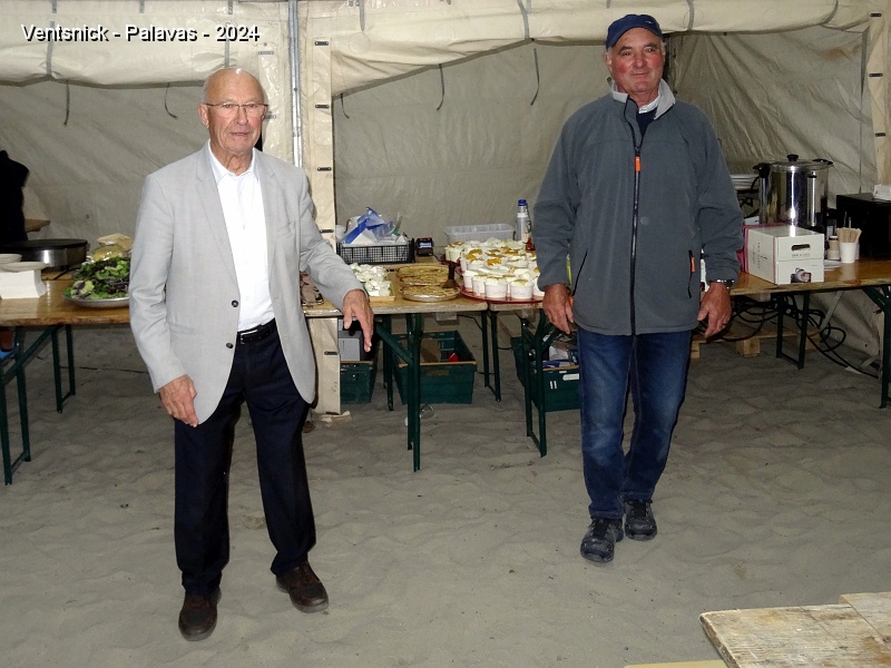 DSC05434.JPG - ... Manuel Rodriguez puis Mr le Maire de Palavas, Christian Jeanjean, prennent tour à tour la parole. Nous obtenons l'assurance que le Festival sera reconduit en 2025 !