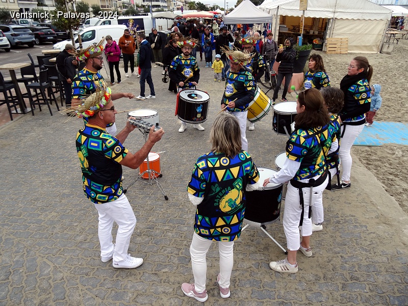 DSC05439.JPG - ... en avant la musique !