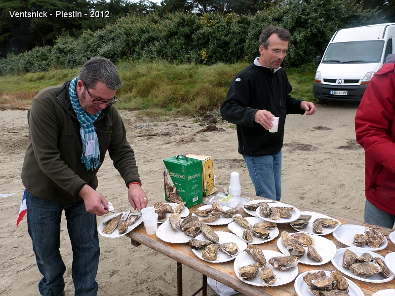 P1020162.JPG - ... les assiettes sont bien garnies ...
