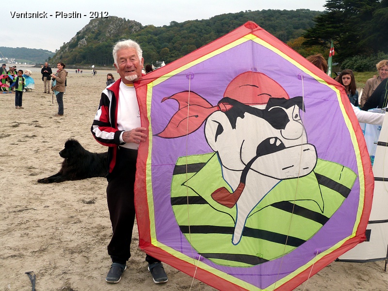 P1020195.JPG - ... Rokkaku pirate de Bernard ...