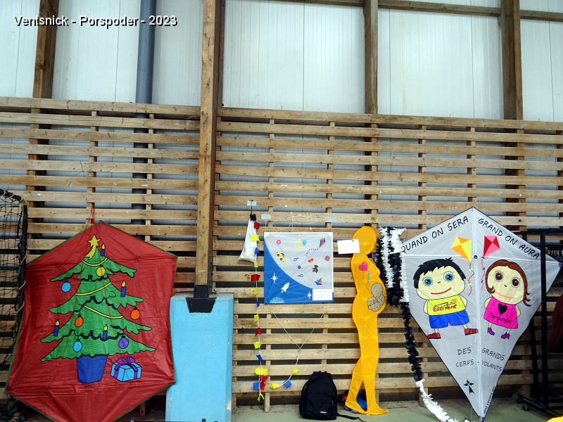 DSC02501.JPG - Un concours de créations de cerfs-volants sur le thème "Rêves d'enfants" est organisé, ...