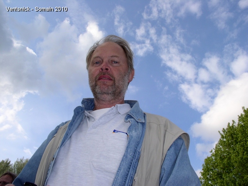 P4300167.JPG - Jos Valcke sur ciel bleu.