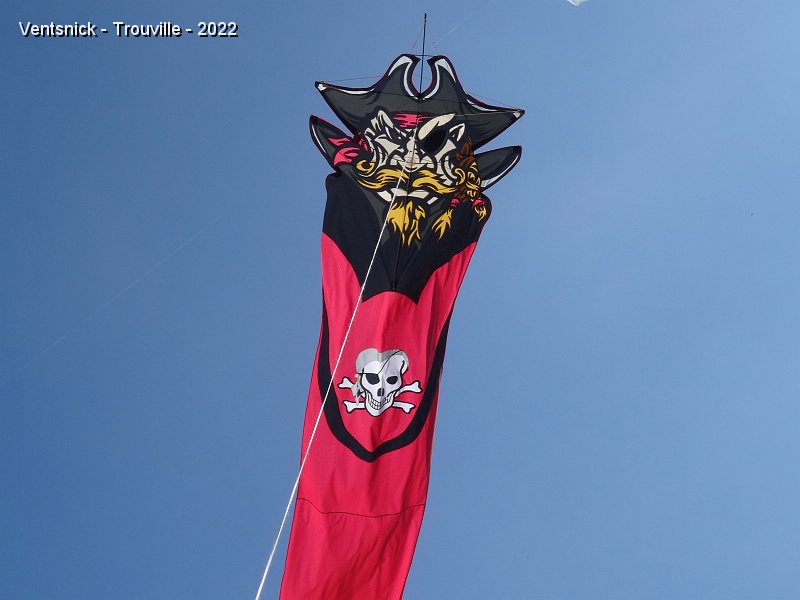 DSC08466.JPG - Retour sur les terrains de vol de notre "tête de pirate" après modification de son bridage, ...
