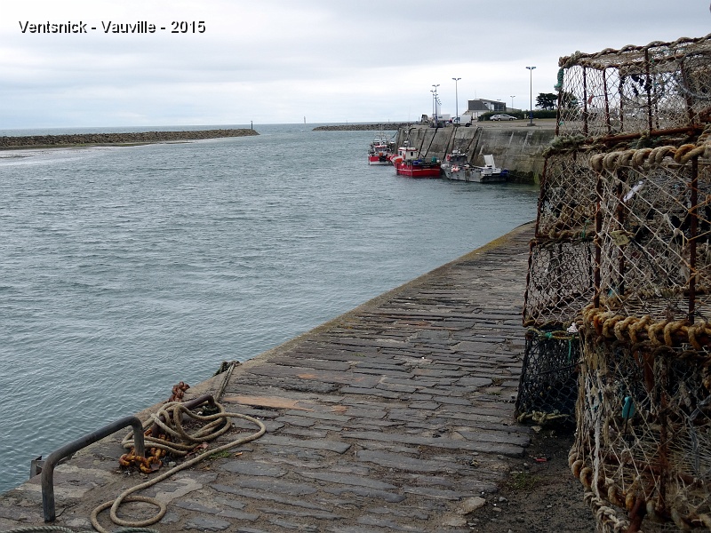 Carteret.jpg - ... nous profitons du charme du port du Carteret ...