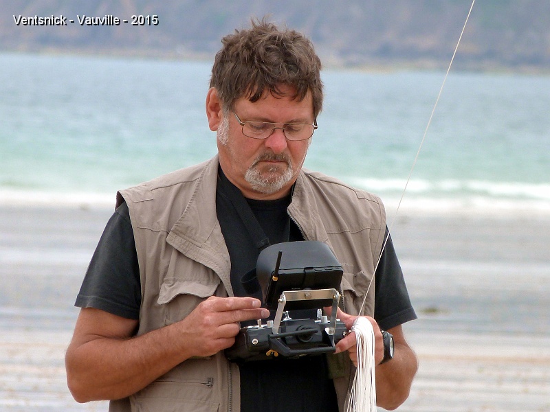 P1150309.JPG - Les adeptes de la photographie aérienne sont nombreux, ...