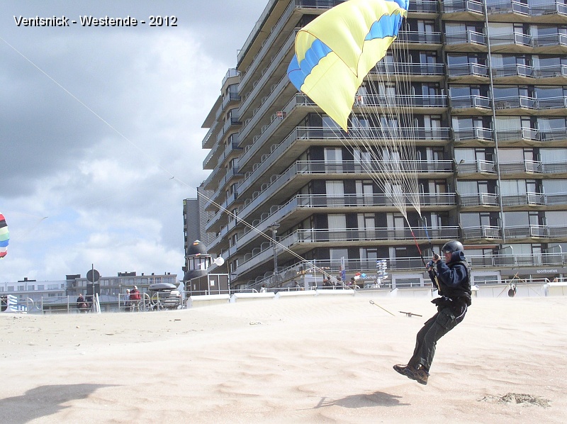 P6090116.jpg - ... et c'est parti pour un peu de "kite jumping" ! ...