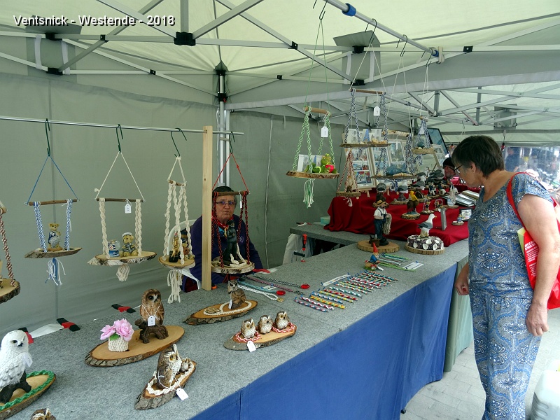 DSC00896.jpg - ... de l'artisanat ...